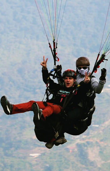 Paragliding FreaknCreekn